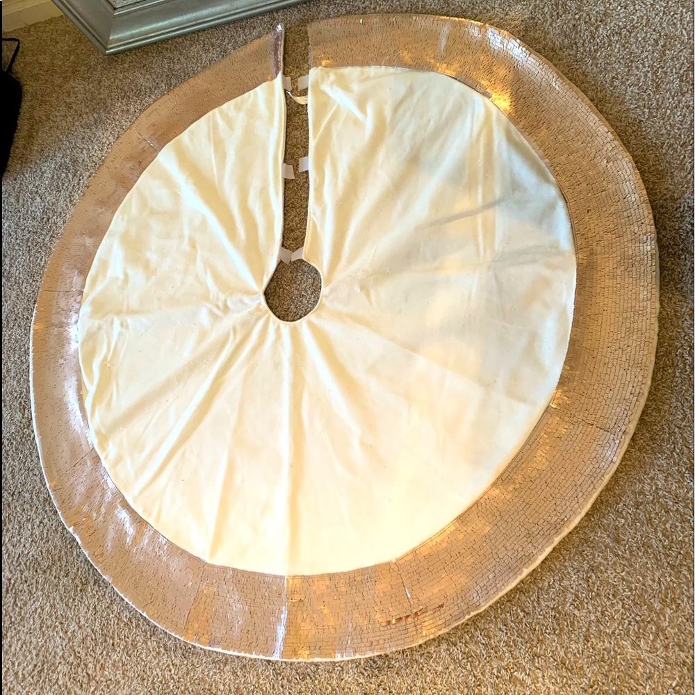 White & Rose Gold Christmas Tree Skirt